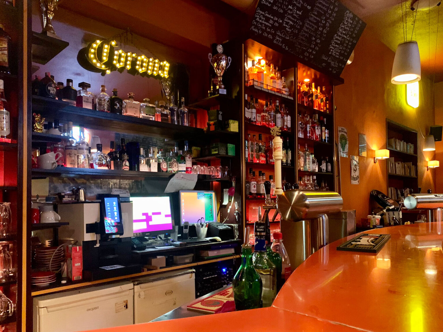 A picture of inside the Cafe Westen